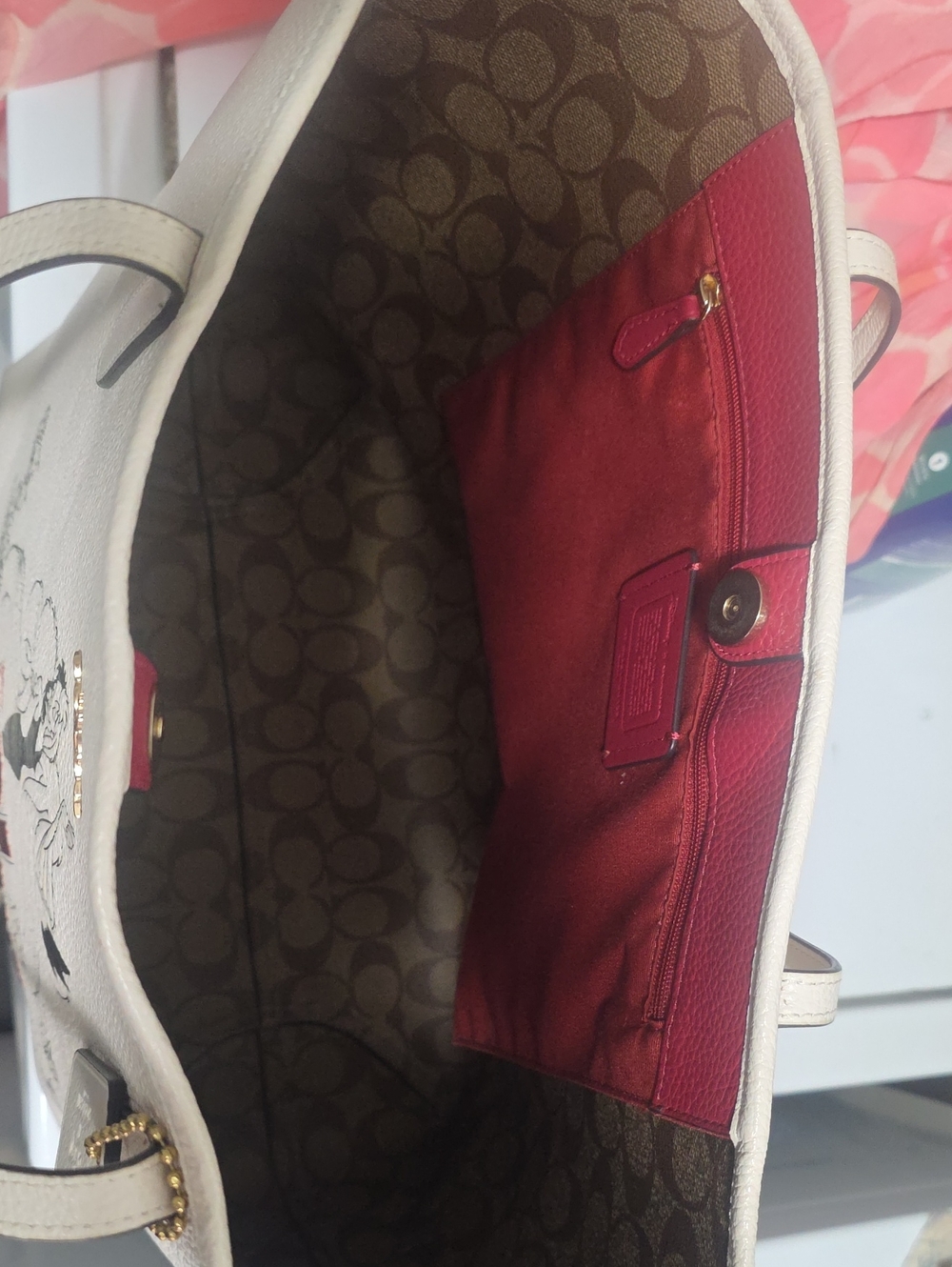Coach x Disney Cream Pebble Leather City Tote 101 Dalmatians Graphic - Picture 6 of 9